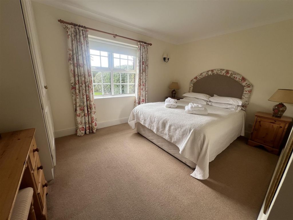 Property photo 3 of 12 Img_8089.Jpeg