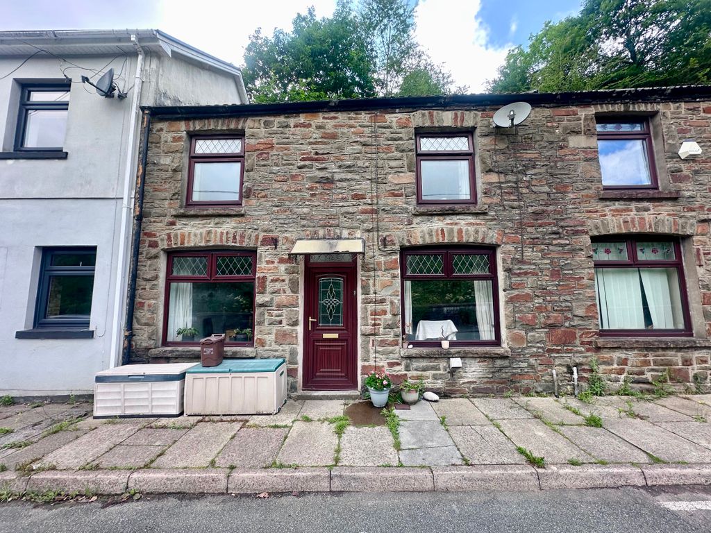 Property photo 2 of 29