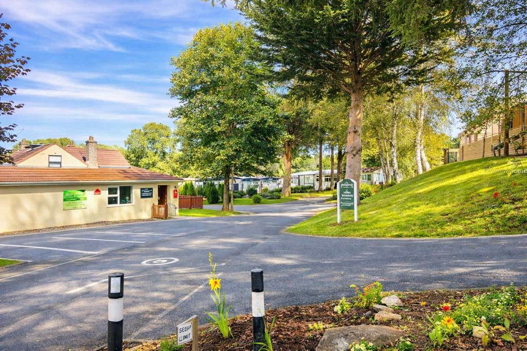 Property photo 3 of 13