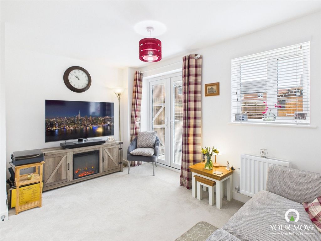 Property photo 2 of 18 Picture No. 20