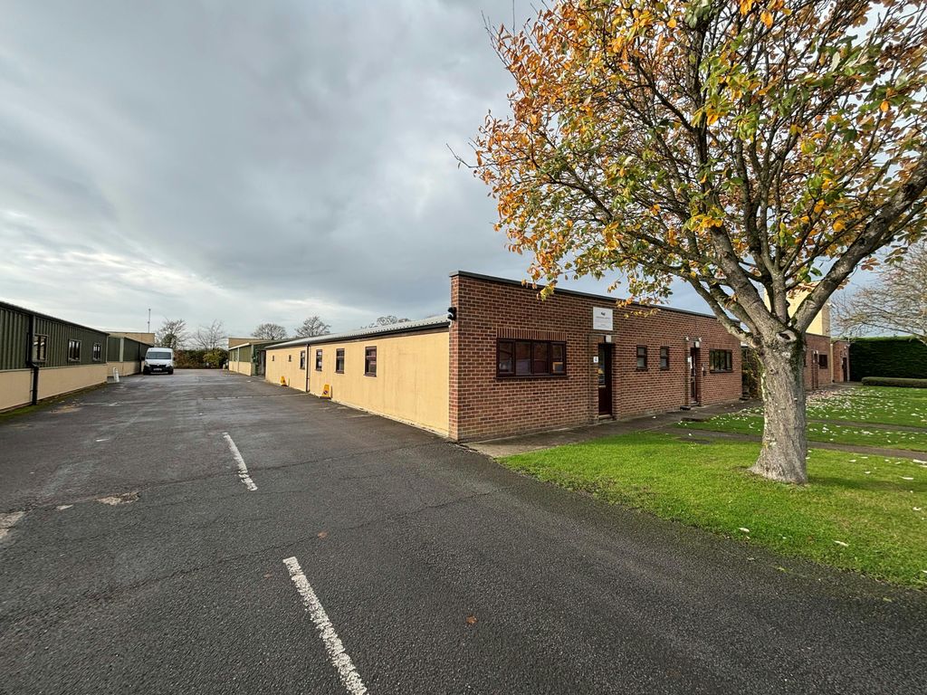 Property photo 1 of 9 Unit 4 Front.Jpg