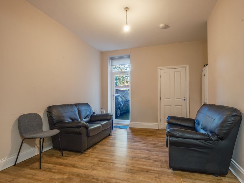 Property photo 3 of 9 3707713