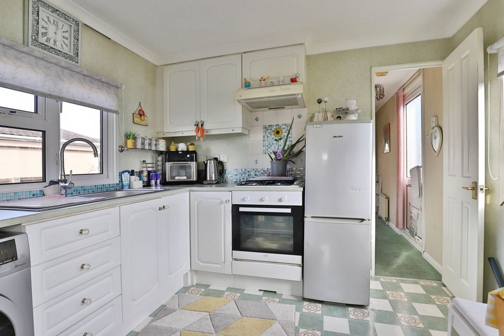 Property photo 3 of 14 Pbox-Img.Jpg