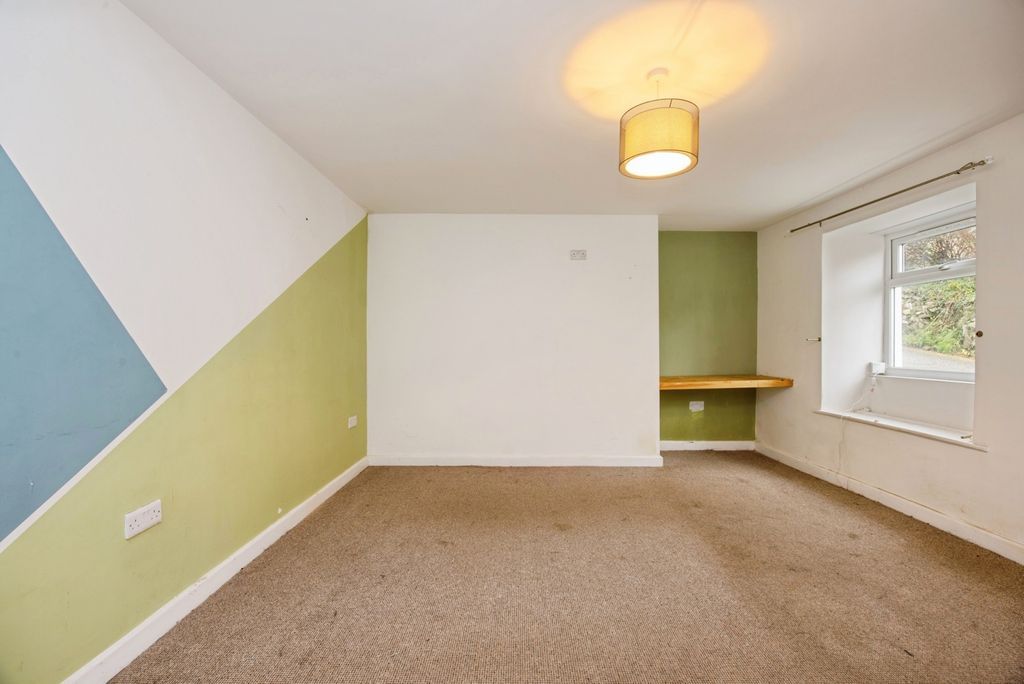 Property photo 2 of 17 Photo