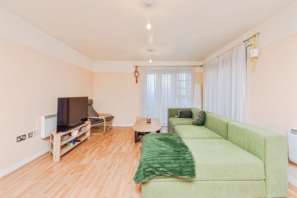 Property photo 3 of 15