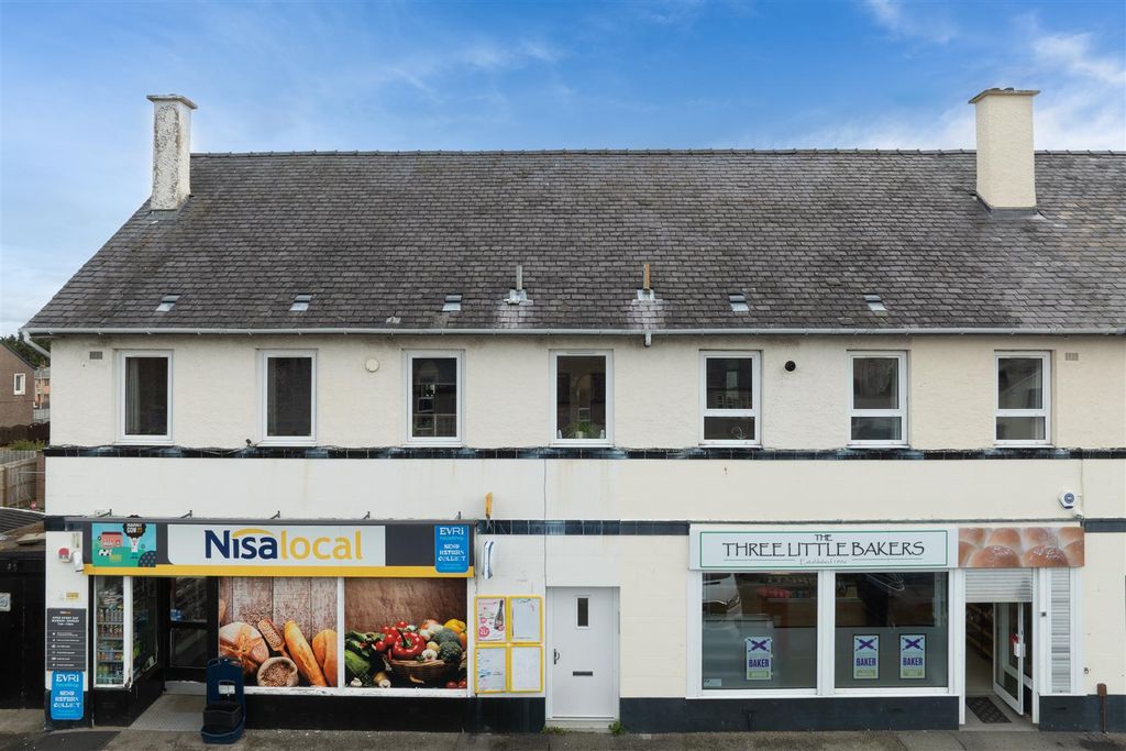 Property photo 1 of 11