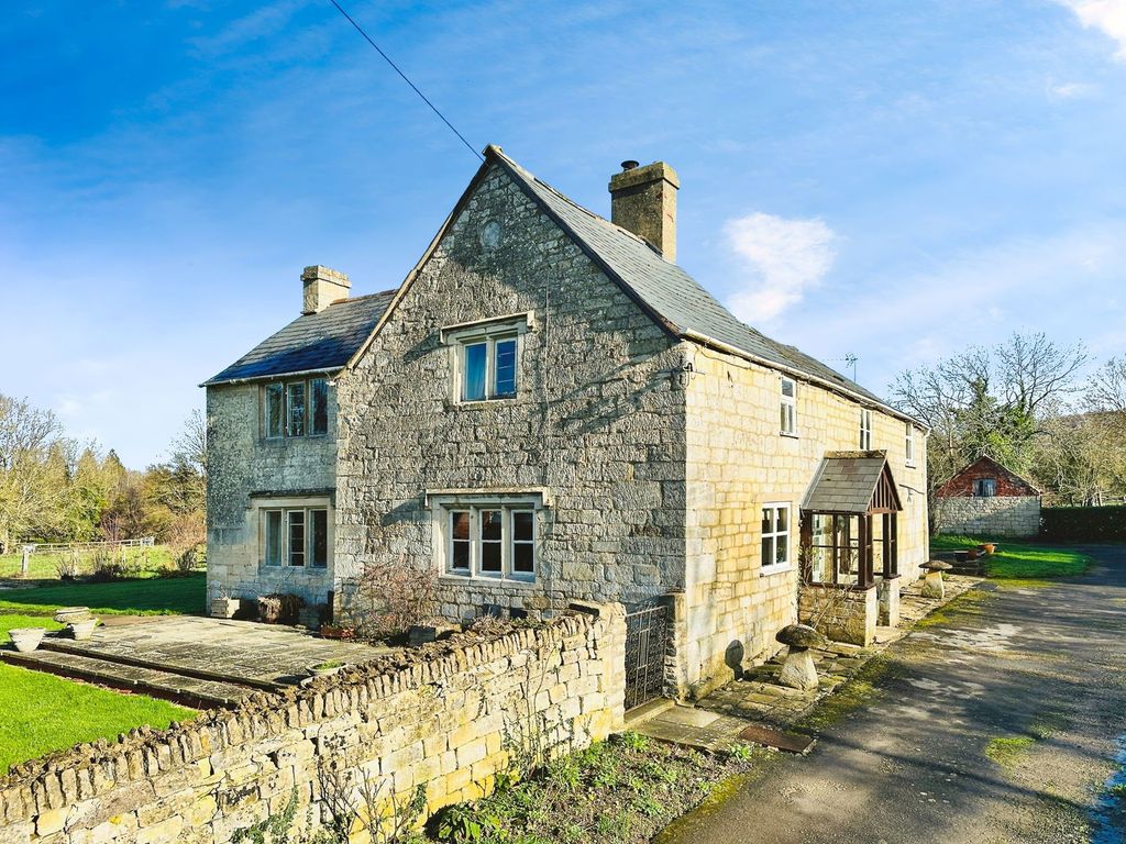 Property photo 1 of 21