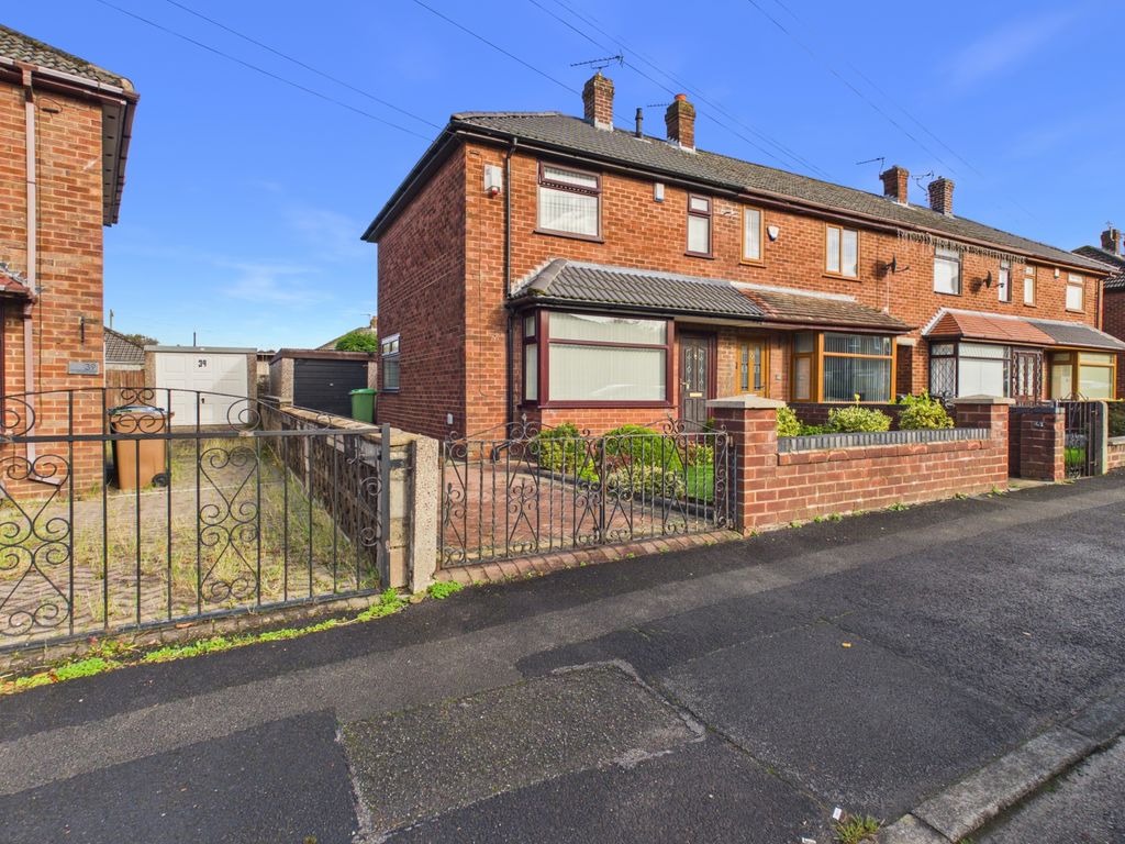 Property photo 2 of 13 Cam03729G0-Pr0441-Still001