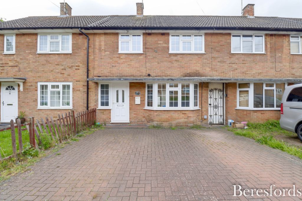 Property photo 1 of 19 Front