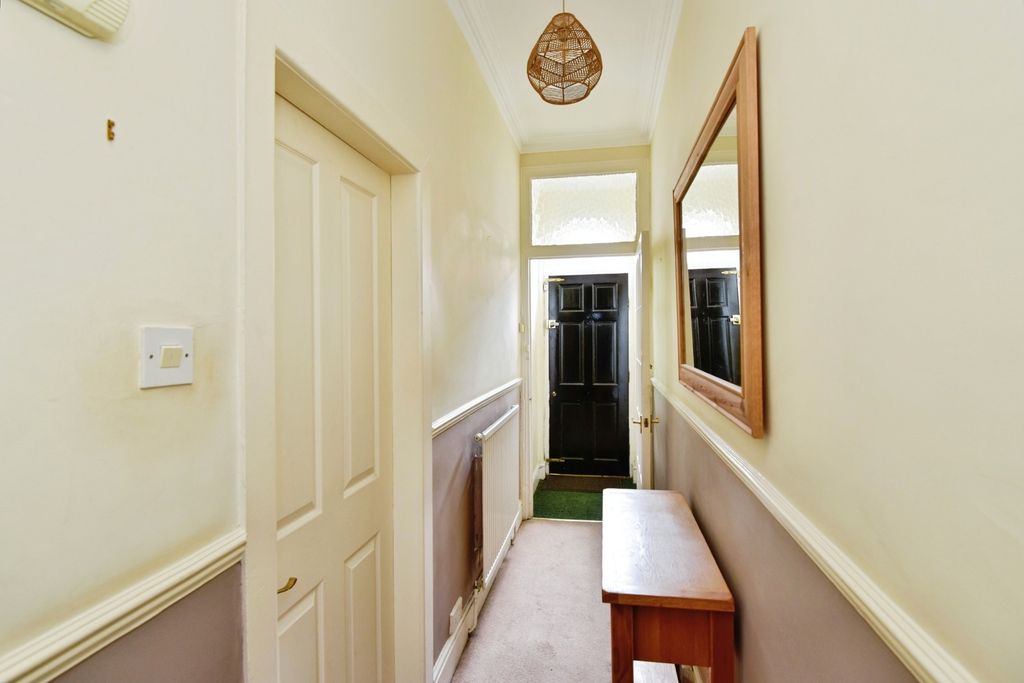 Property photo 2 of 18 Pbox-Img.Jpg