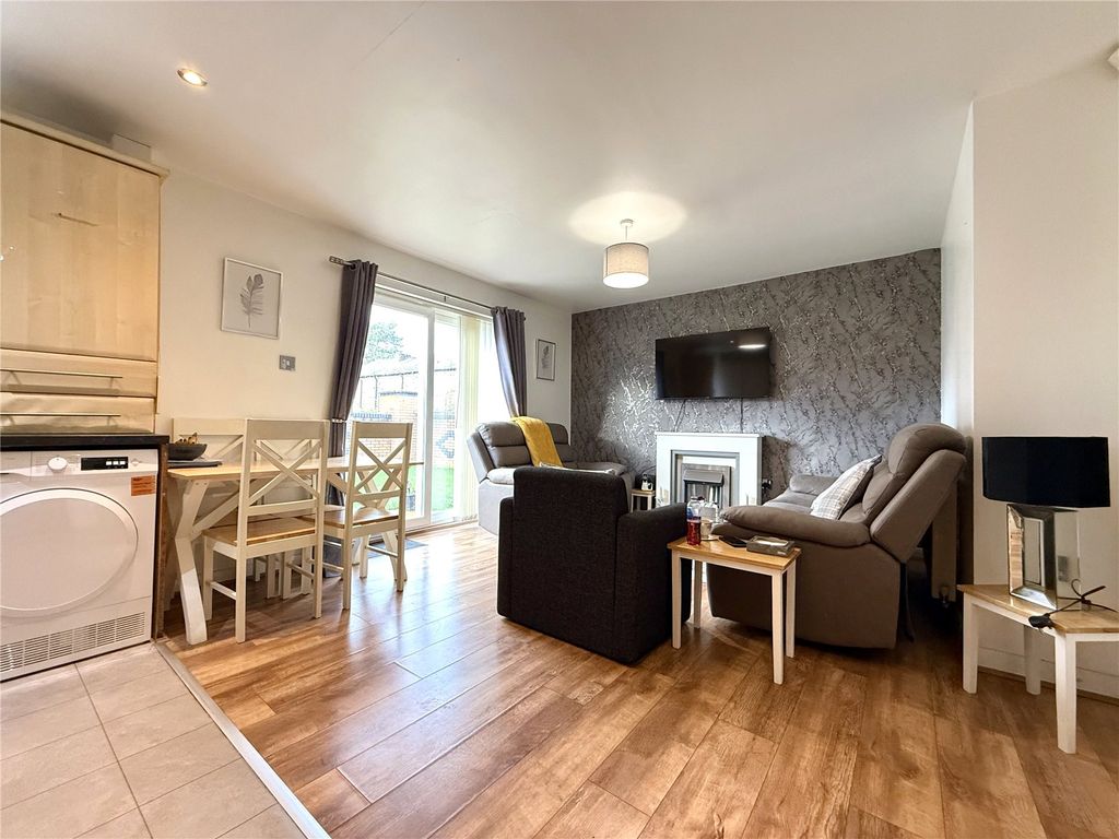 Property photo 2 of 13 Picture No. 05