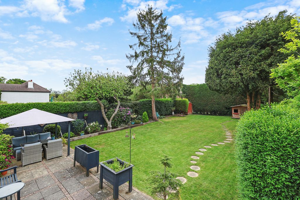 Property photo 2 of 12 Picture No. 27