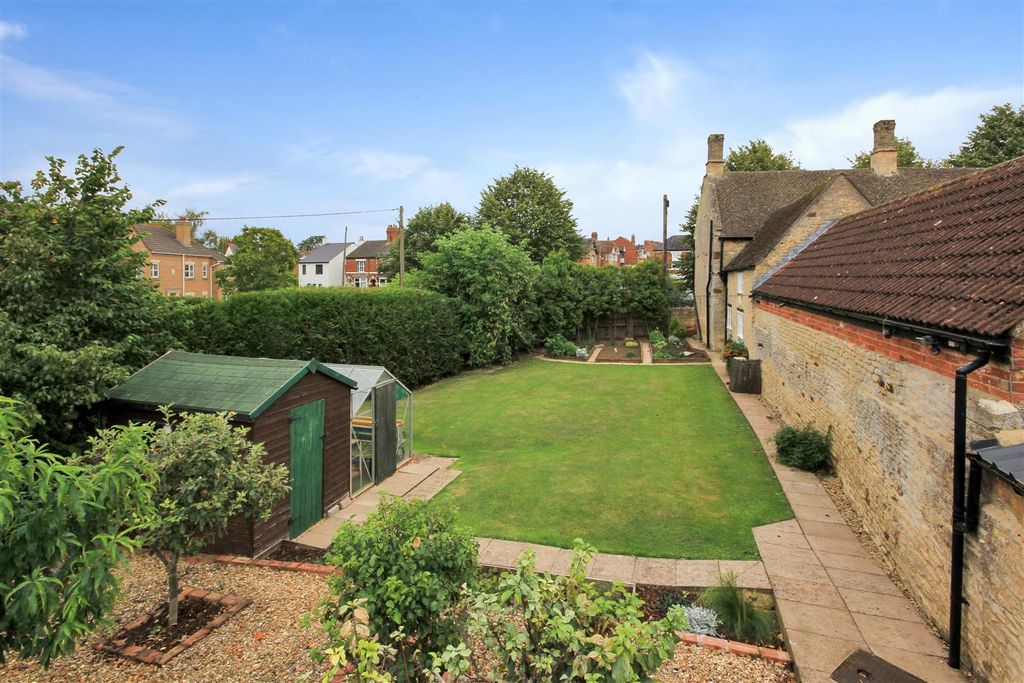Property photo 2 of 46 Img_0431.Jpg