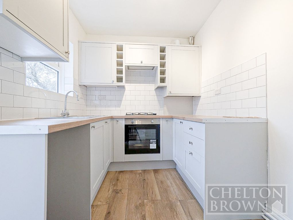 Property photo 2 of 33 Kitchen