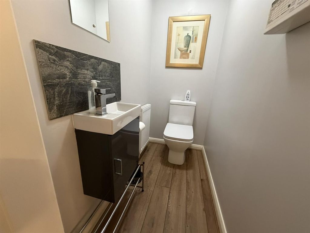 Additional image 12 of 4 bed property for salePreston Drive, Daventry NN11