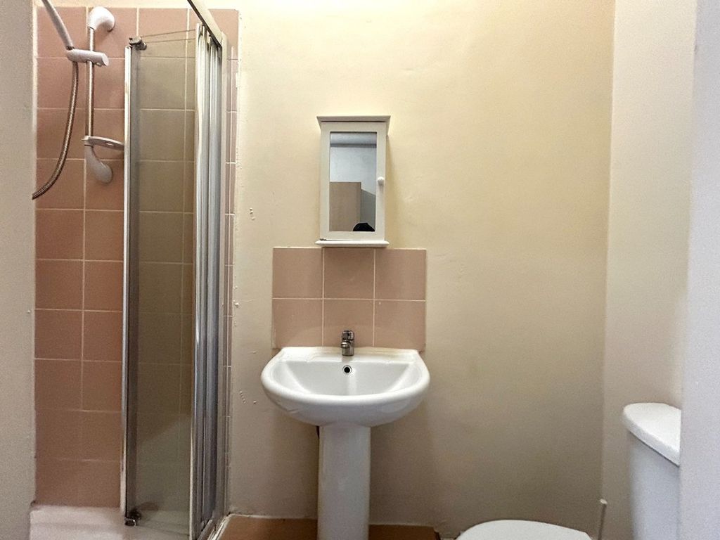 Property photo 3 of 3