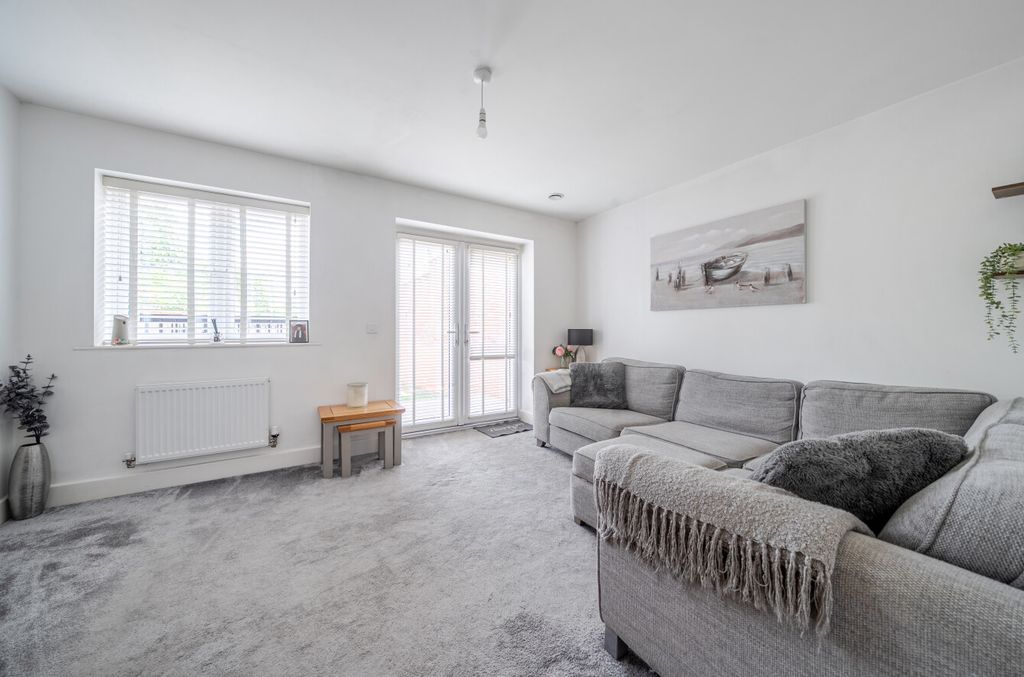 Property photo 3 of 10 1499767-5-6A6B6Bf...