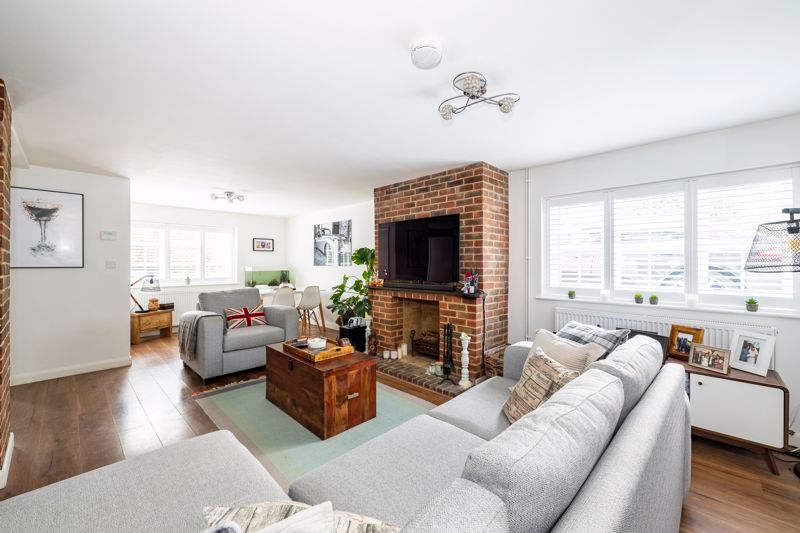 Property photo 1 of 19 Photo 21