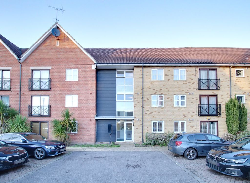 Property photo 1 of 14