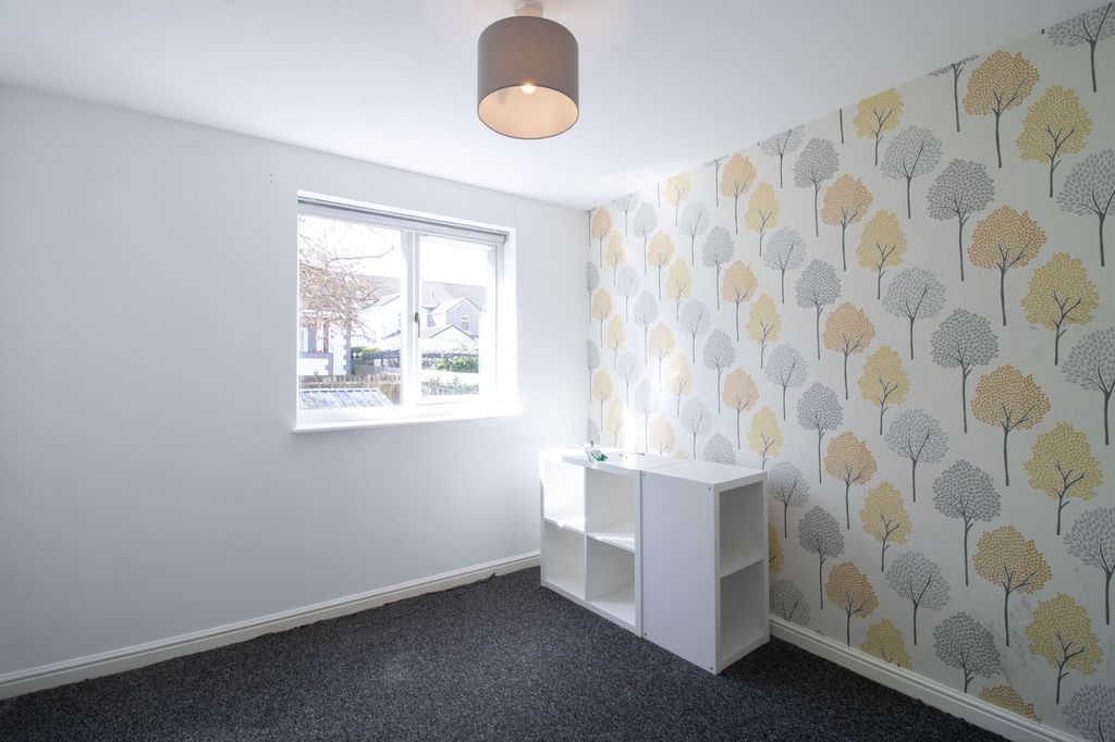 Additional image 13 of 2 bed flat for saleHall Street, Blackwood NP12