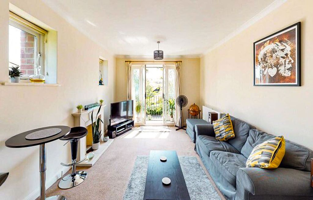 Property photo 3 of 11 Picture No. 38