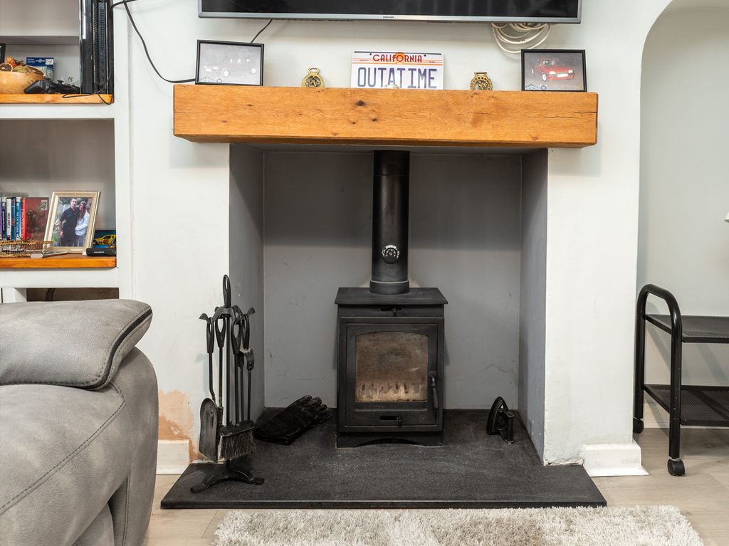 Property photo 3 of 15 B0031184