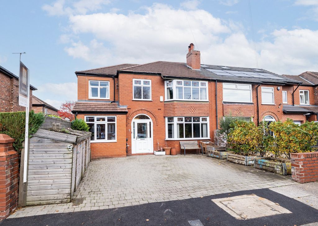 Property photo 1 of 27