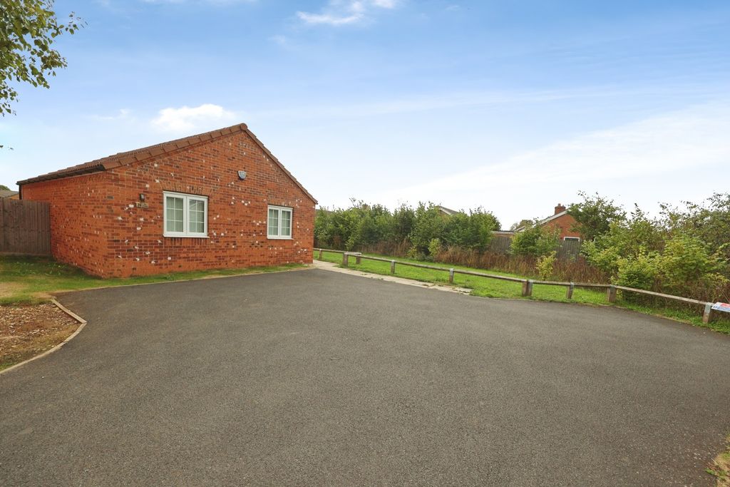 Property photo 1 of 11 5446600