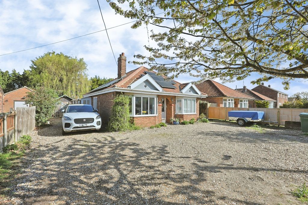 Property photo 2 of 21