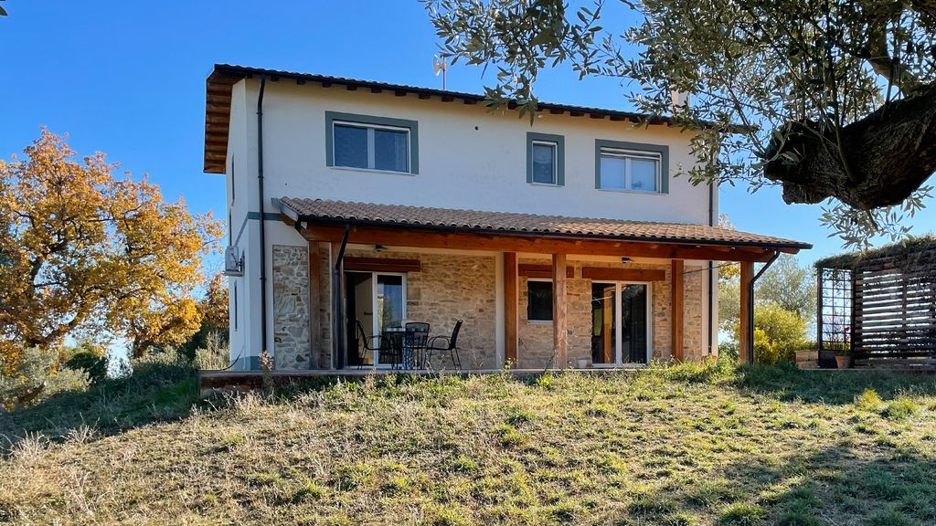 Property photo 2 of 48 Outdoor