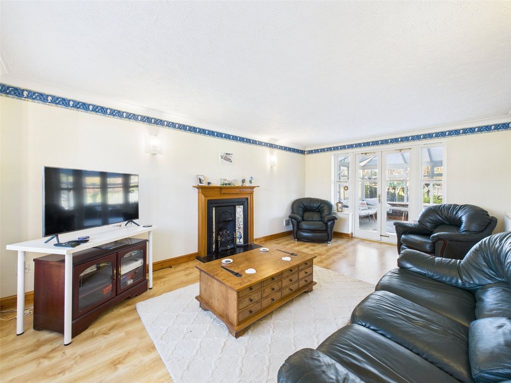 Property photo 2 of 24 Picture No. 30