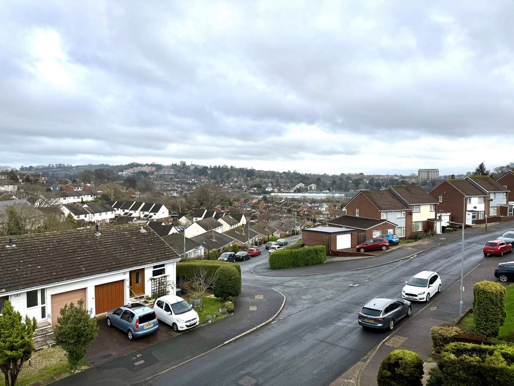 Property photo 2 of 15 Photo 4