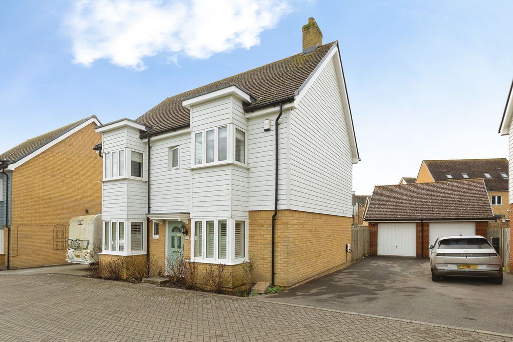 Property photo 1 of 26