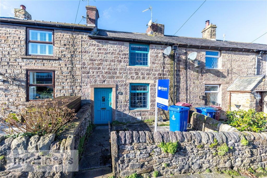 Property photo 1 of 16 Front External