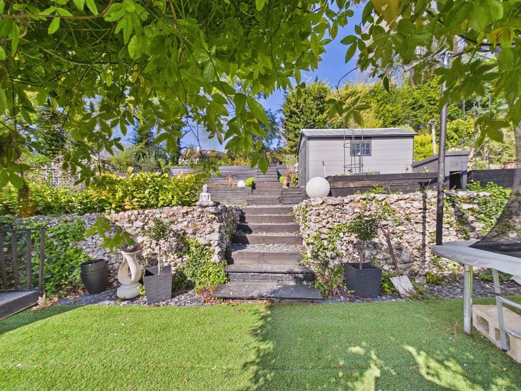 Additional image 31 of 5 bed detached house for saleMead Way, Coulsdon CR5