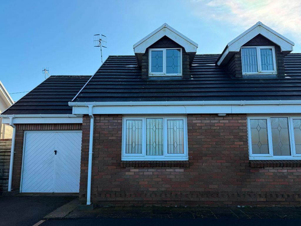 Property photo 3 of 30