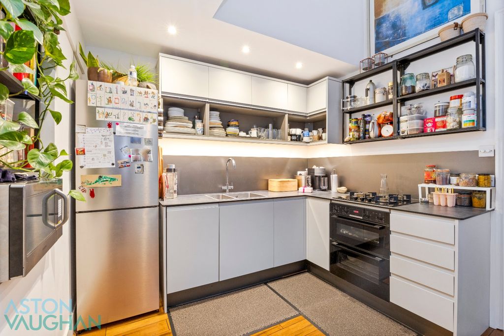 Additional image 5 of 4 bed flat for saleLewes Crescent, Brighton, East Sussex BN2