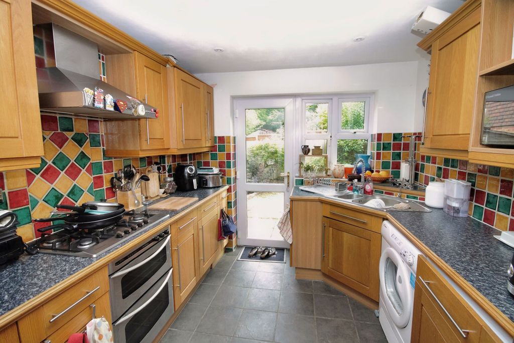 Property photo 2 of 13