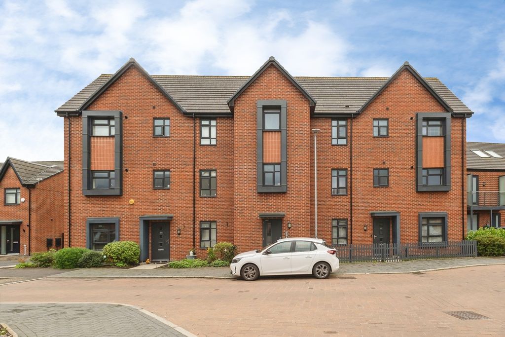 Property photo 1 of 19 Pbox-Img.Jpg