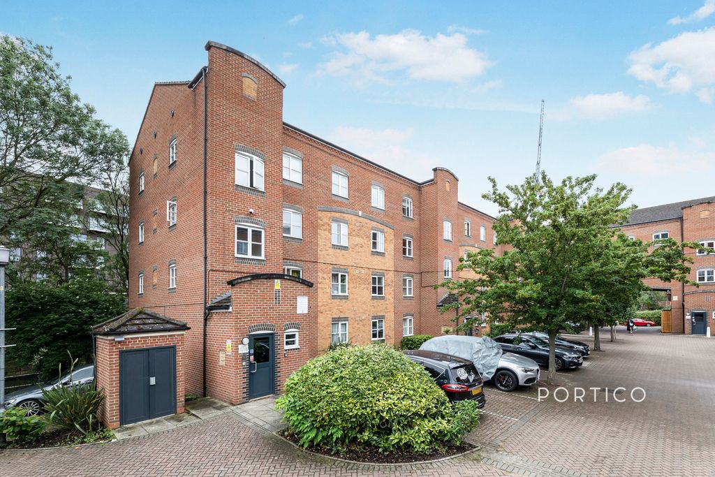 Property photo 1 of 10 Pbox-Img.Jpg