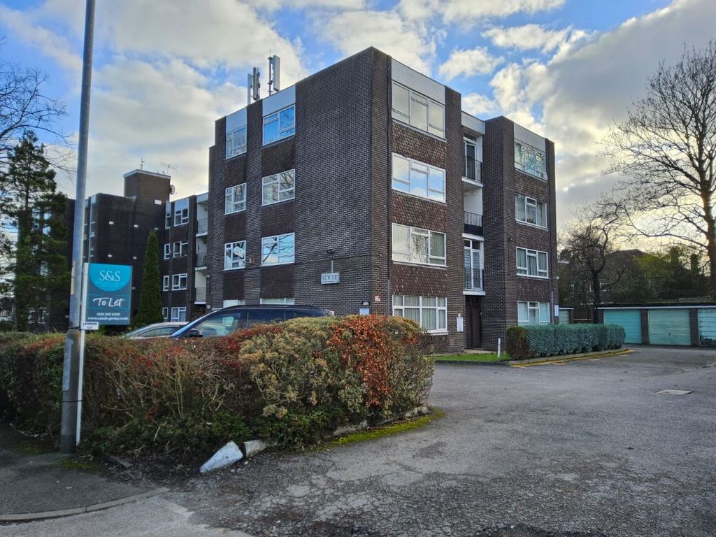 Property photo 3 of 25