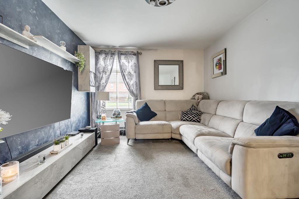 Property photo 2 of 20 Reception