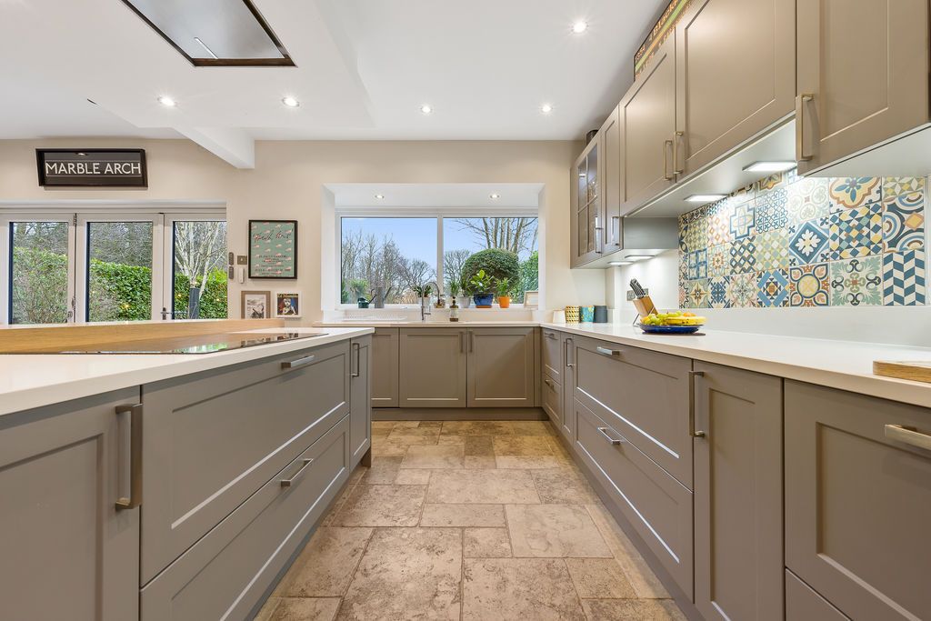Property photo 3 of 55 Kitchen