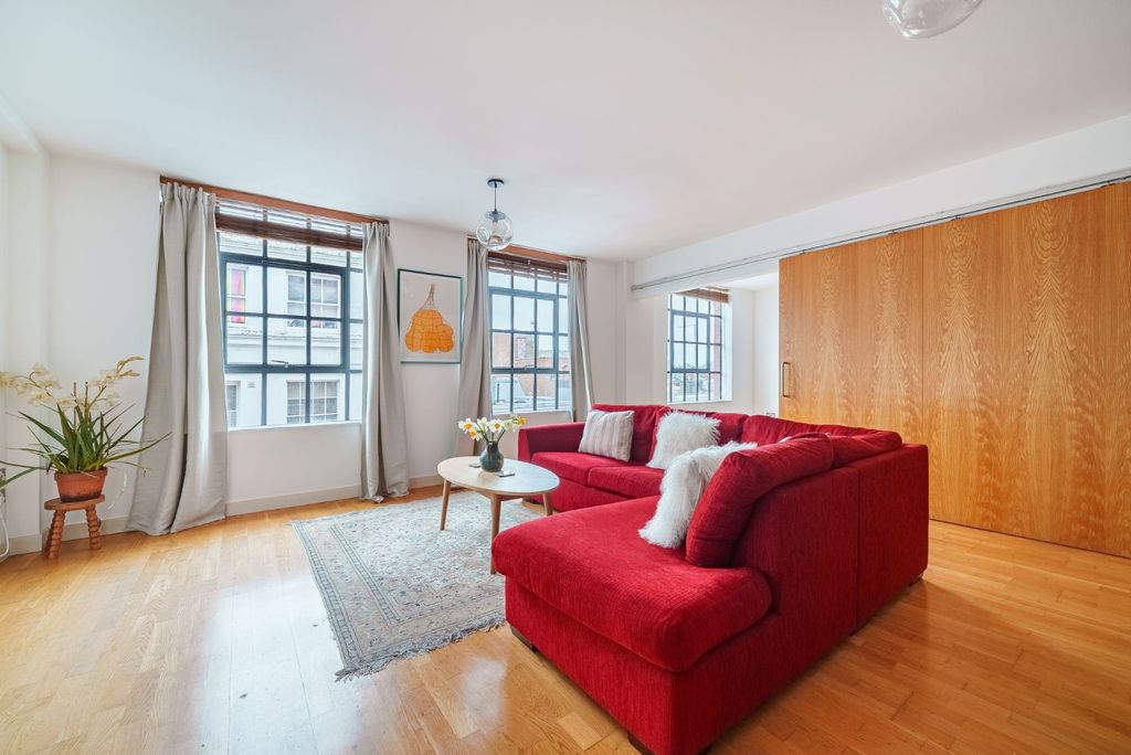Property photo 1 of 16 4827460