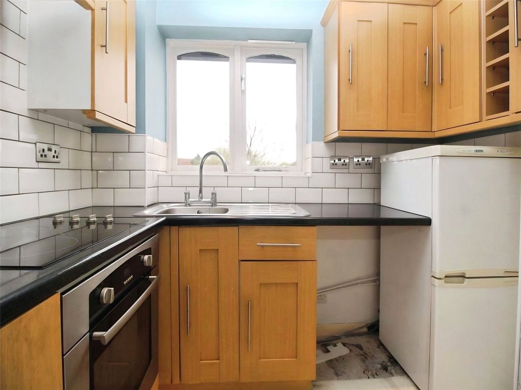 Property photo 3 of 5 Picture No. 02