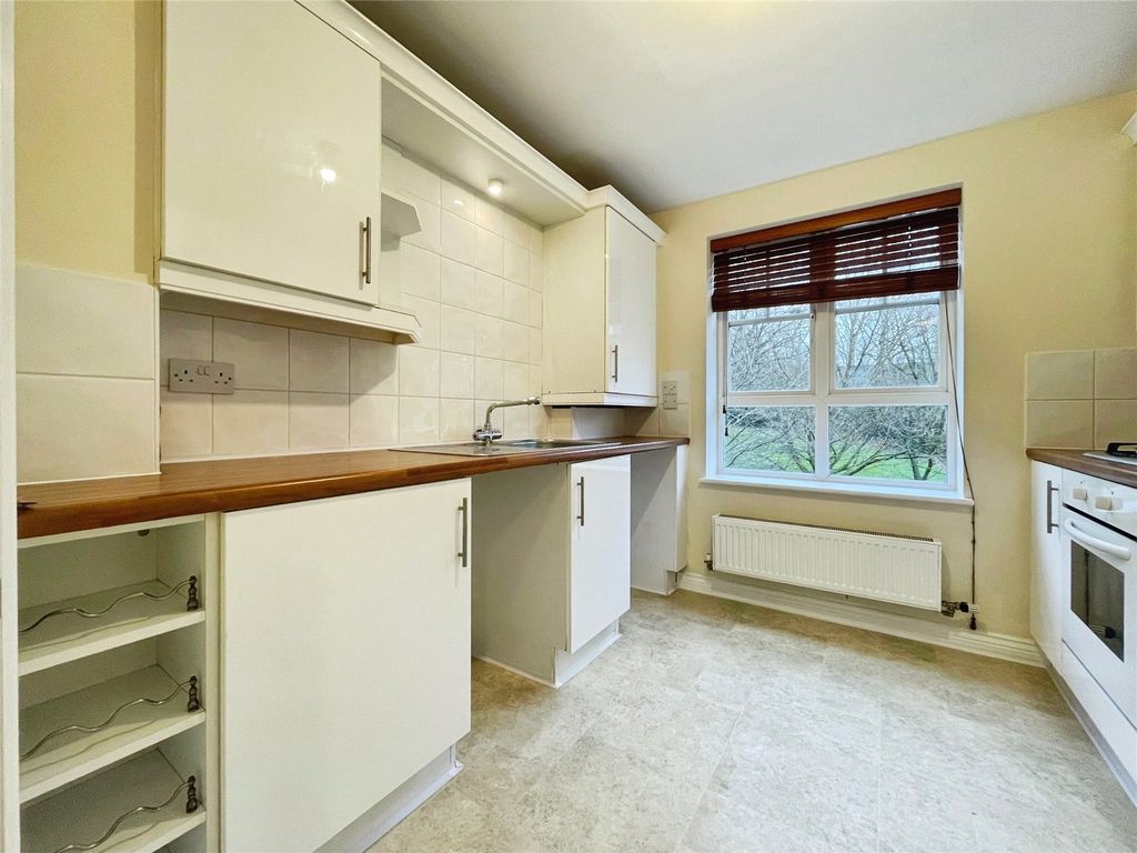 Property photo 2 of 12 Picture No. 09