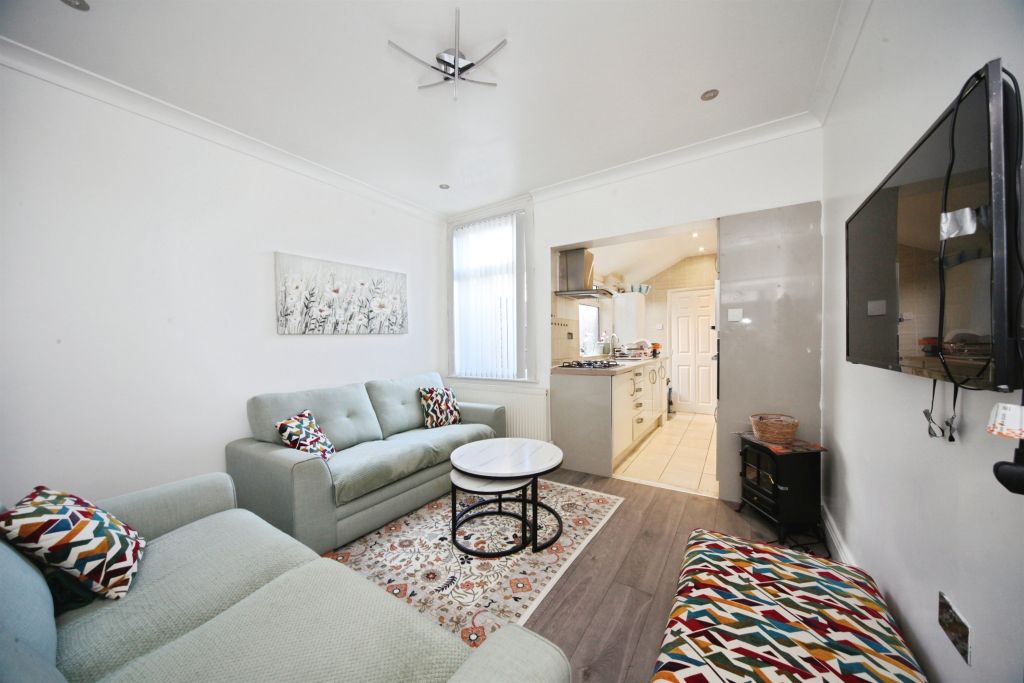 Property photo 3 of 38