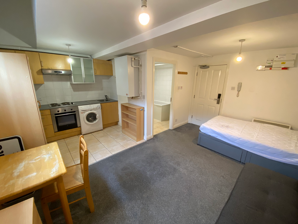 Property photo 3 of 4