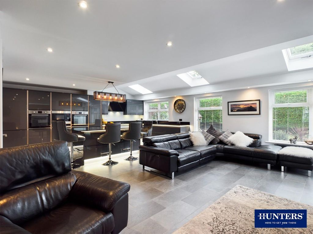 Property photo 3 of 21 Living Area