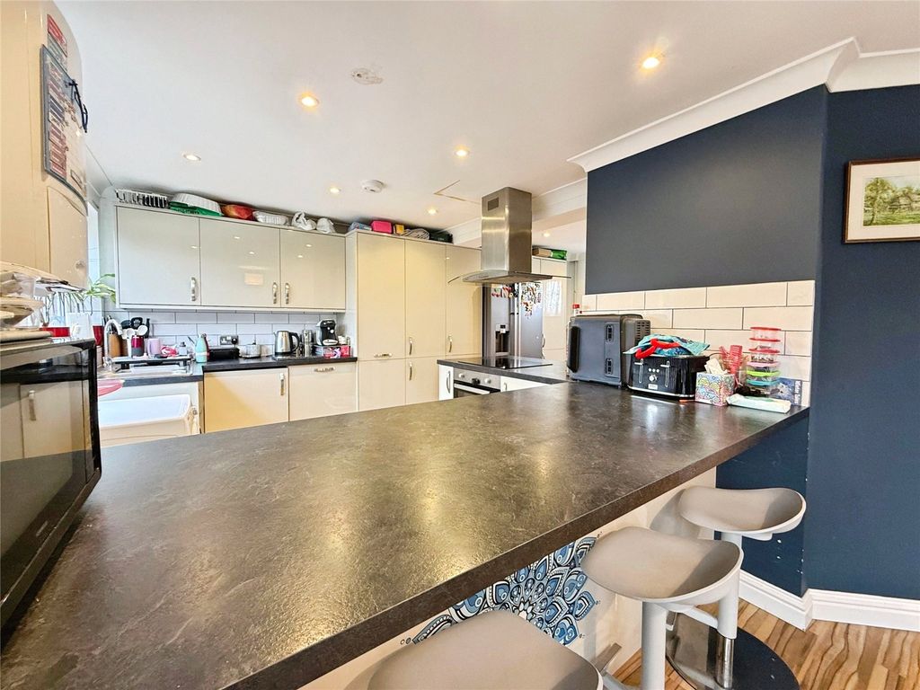 Property photo 3 of 13 Picture No. 06